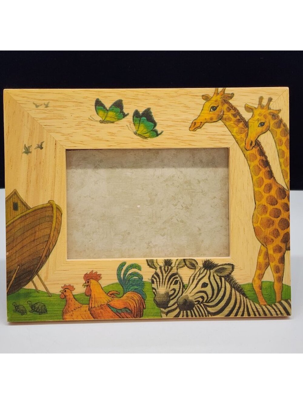 Fetco Noahs Ark Wooden Picture Frame With Giraffes Zebras & Chickens 4.5x3